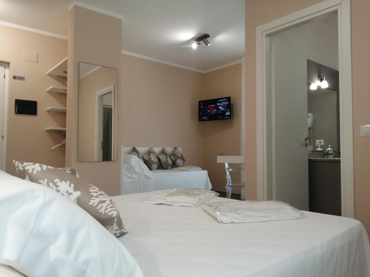 Villa Laura Residence Hotel Apartments & Studios Ascea Exterior photo