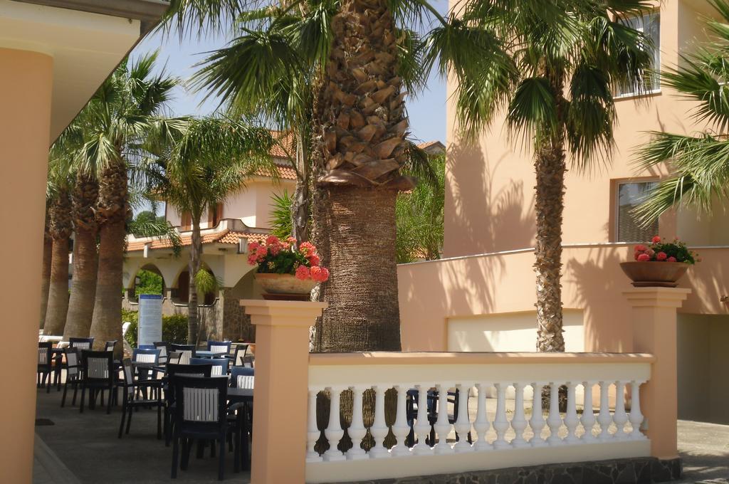 Villa Laura Residence Hotel Apartments & Studios Ascea Exterior photo